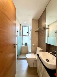 The Esta (D15), Condominium #580296201